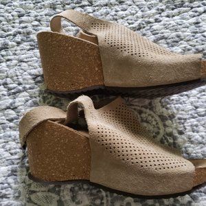 NWOT: Marina Luna Italian Wedge Sandals